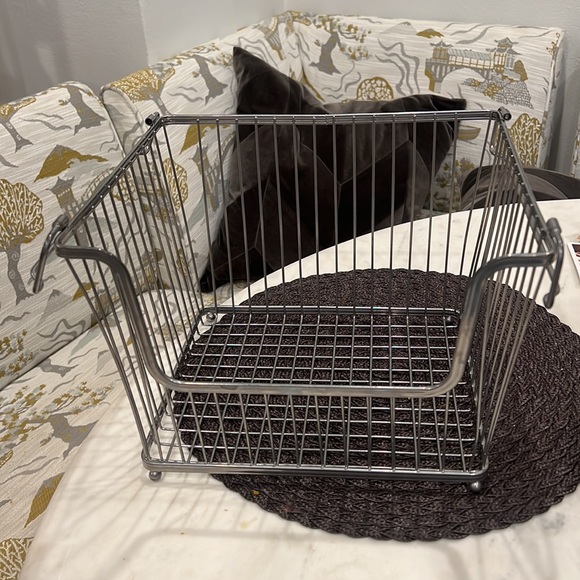 Silver STACKABLE WIRE BASKET WITH HANDLES  12x10x7 3/4 (1 basket) - Picture 3 of 4